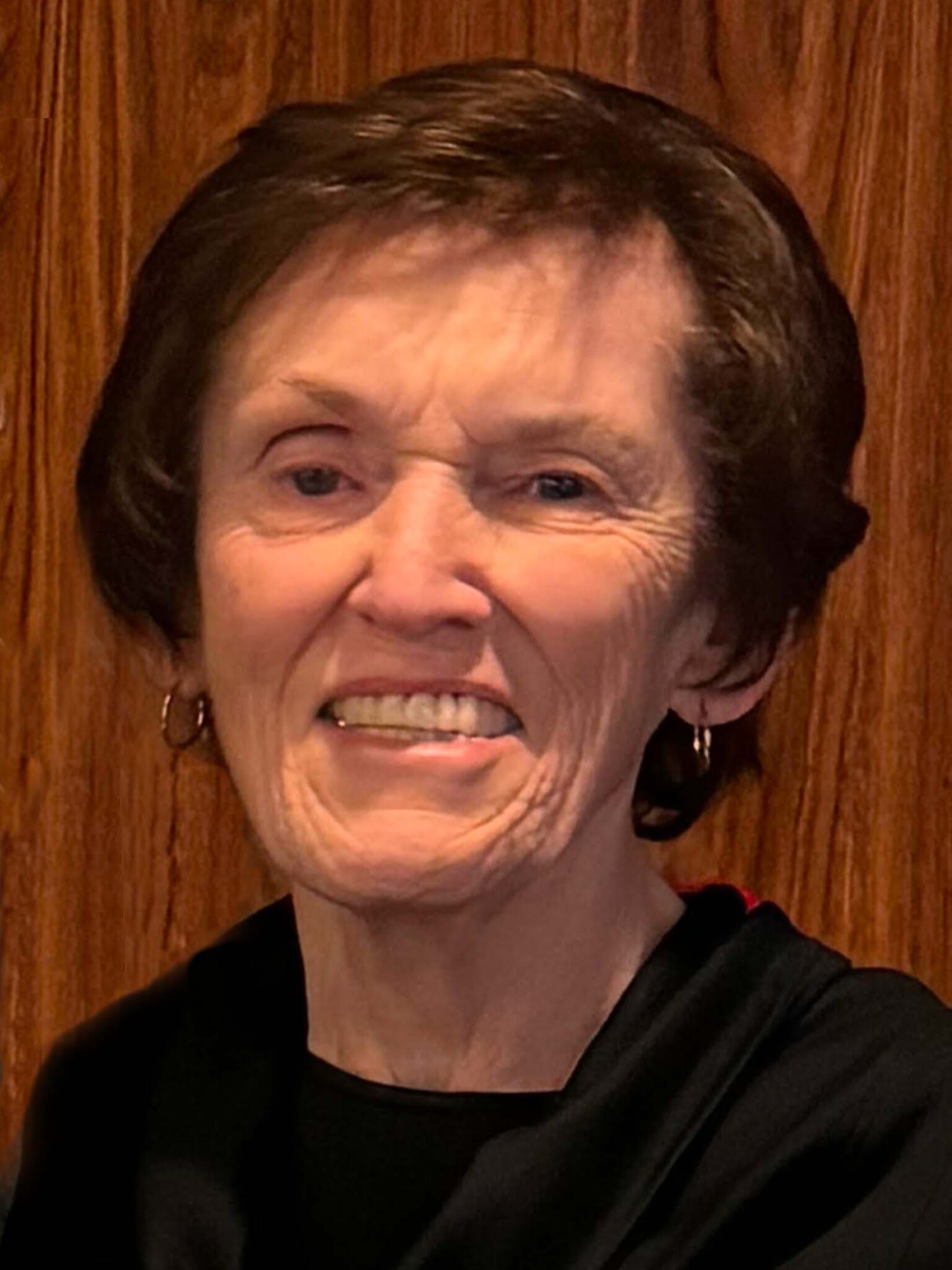 Dianne L. Rohrer | Roberts Funeral & Cremation Chapel